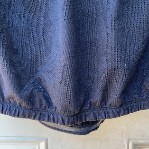 Lululemon top - Picture 3 of 10